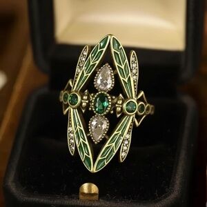 Blue and Green Statement